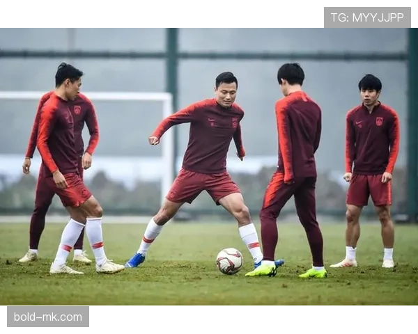 亚洲杯新生力量崭露头角 青年球员闪耀赛场展现无限潜力