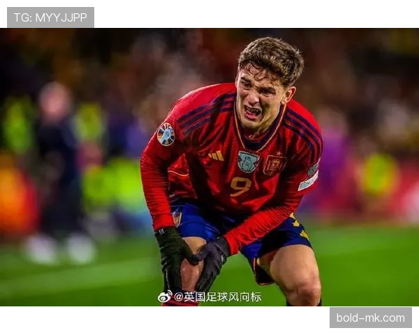 加维右膝前十字韧带伤