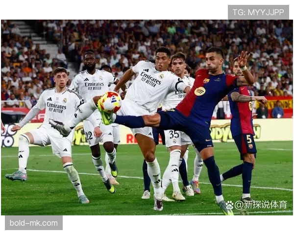 佩德里：国家德比对阵皇马的控场表现