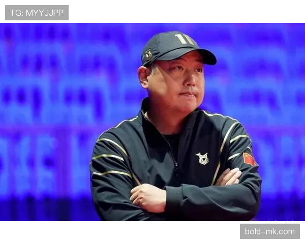 刘国梁家的乒乓球桌镶金边? 刘国梁家的乒乓球桌镶金边?